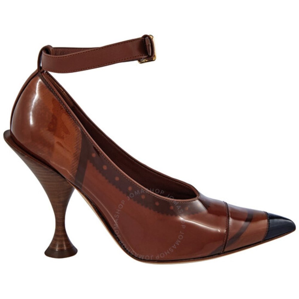 Burberry Malt Brown Pumps
